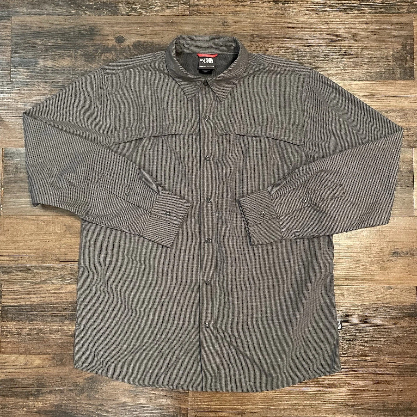 The North Face El Norte Mens Medium Gray Plaid LS Vented Hiking Fishing Shirt