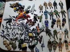 Huge Lot Of Vintage gi joes Lanard And Misc Military Action Figures And Weapons