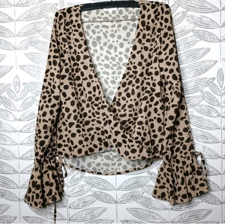 Superdown REVOLVE Madeline Wrap Blouse Animal Pri… - image 1