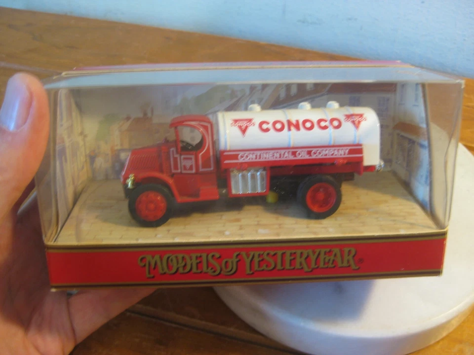 Matchbox Models Of Yesteryear Y23-B - 1930 Mack AC -Conoco (NEW IN ORIGINAL BOX) - Image 2 of 4