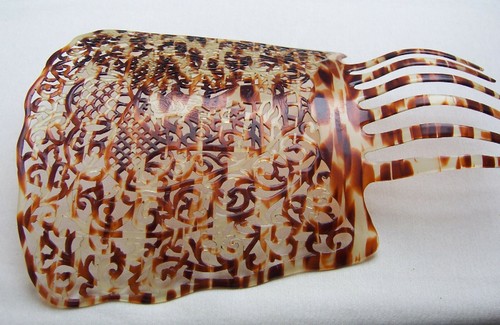 Large vintage faux tortoirse hair comb -  NO US IMPORT FEES - Foto 5 di 11