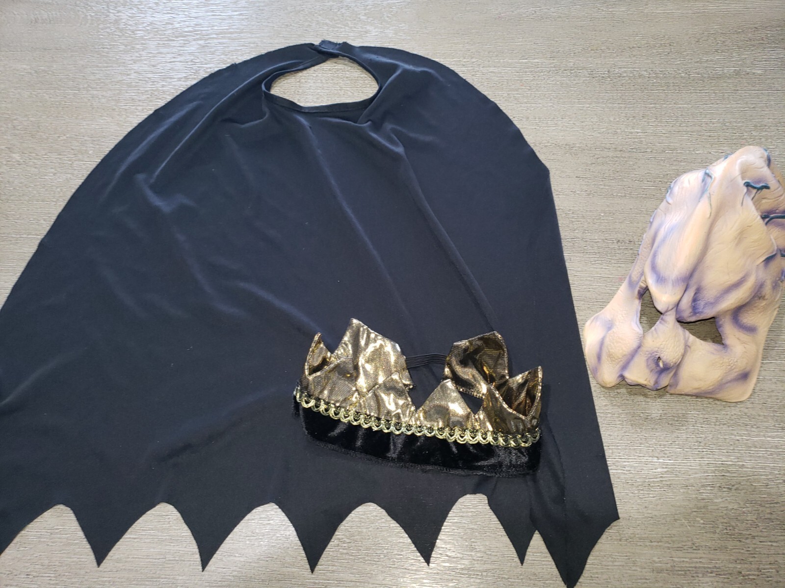 boys HALF MASK SKULL TOP GOLD BLACK FABRIC CROWN CAPE pretend play LOT