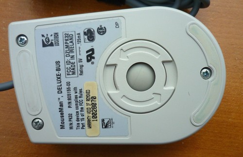 Vintage Logitech Mouse Man Deluxe Bus M-PK32 Mechanical Ball Mouse *UNTESTED* - Picture 4 of 6