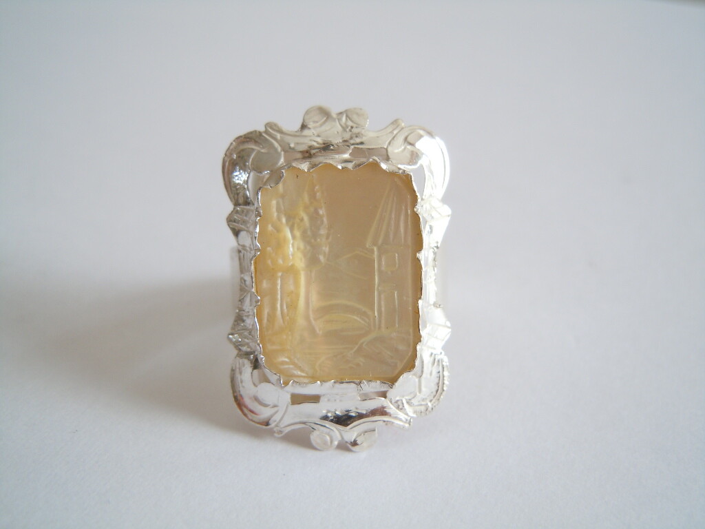 Silver Ring Handmade With Geschnitztem Mother Mot… - image 1