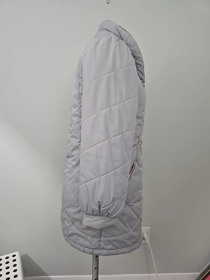 Vintage 80s UTEX Puffer Jacket, Gray & Pink, Vintage Tag Size 11/12 - Image 4 of 4