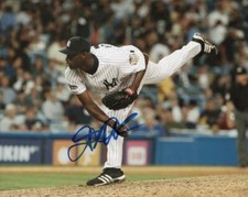 LATROY HAWKINS NEW YORK YANKEES SIGNED AUTOGRAPHED 8X10 PHOTO W/ COA