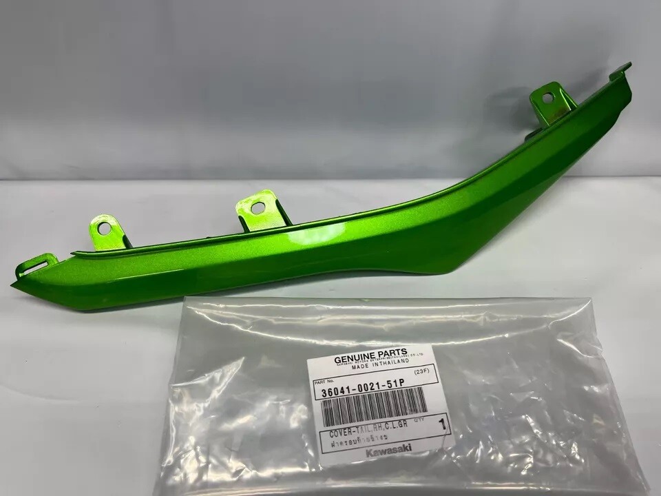 KAWASAKI Z125 PRO RIGHT REAR BACK TAIL FAIRING COWL SHROUD 36041