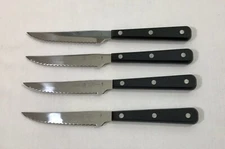 J A Henckels International EverSharp 4 1/2” Steak Knives Set of 4 Serrated 35197