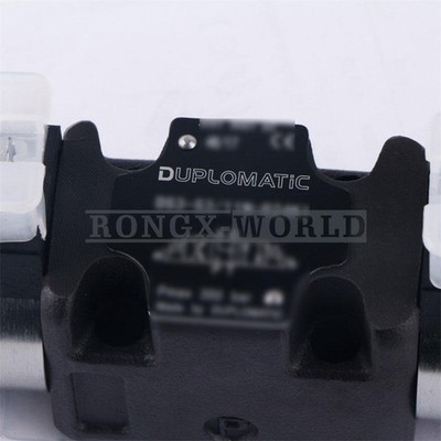 1PCS DUPLOMATIC Solenoid Valve DS3-SA4/11N-D24K1 NEW