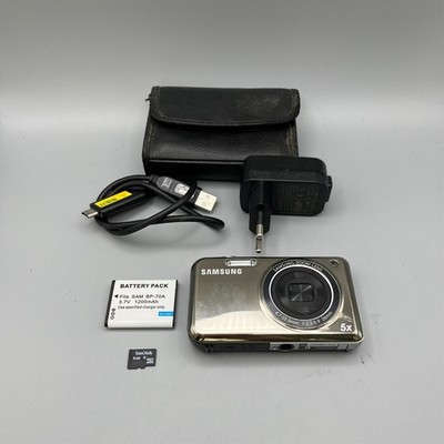 Samsung Digital Camera PL120 14.2MP Selfie Screen SIlver + SD + Charger-Full Kit