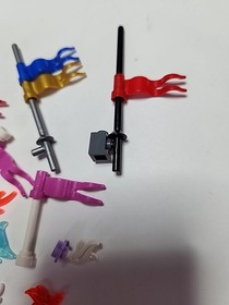 LEGO Flags #6081 KINGS MOUNTAIN FORTRESS 18 Pc  Gray Stick Flames Accessories 