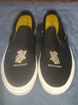 Vans Off The Wall Harry Potter Hufflepuff Black Slip-On Size 4 Boys/Girls 5.5
