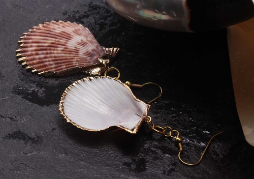 Scallop Muschel Ohrringe Fan Shape with Shepherds Crook Gold 38mm - Picture 2 of 3