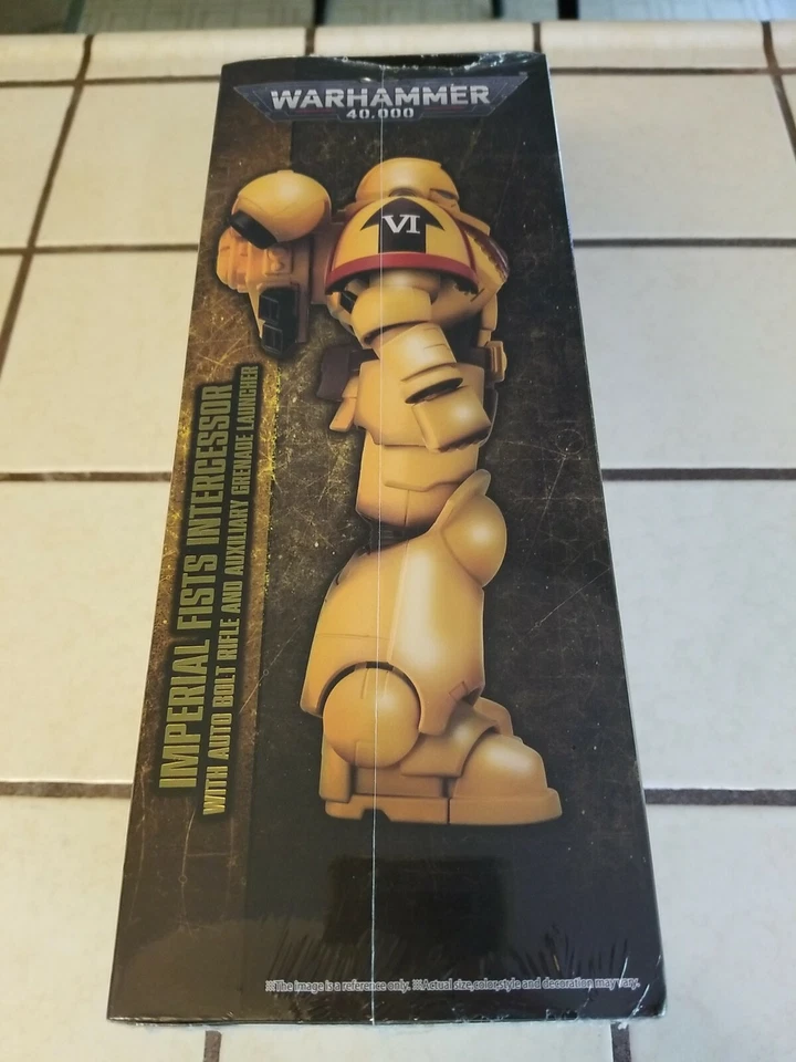 Bandai Primaris Marines Espaciales Warhammer 40K Intercesor Puños Imperiales Nuevo en Caja Foto 2 de 4