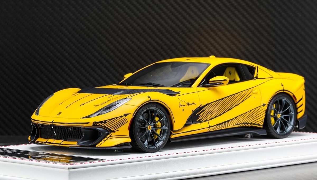 Ferrari 812 Competizione (