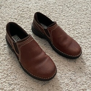 ariat loafer