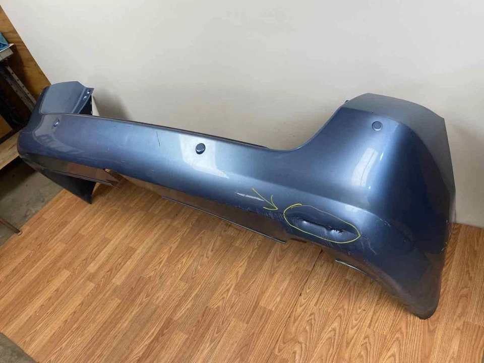 Оригинальный комплект заднего бампера для HONDA ODYSSEY 2005–2010 годов выпуска с системой помощи при парковке - Изображение 2 из 4