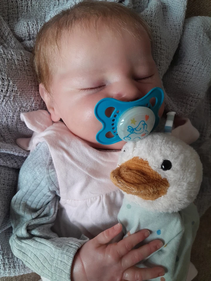 Bambola Reborn Quinlyn by Bonnie Brown & Adrie Stoete- edizione limitata - Immagine 3 di 4