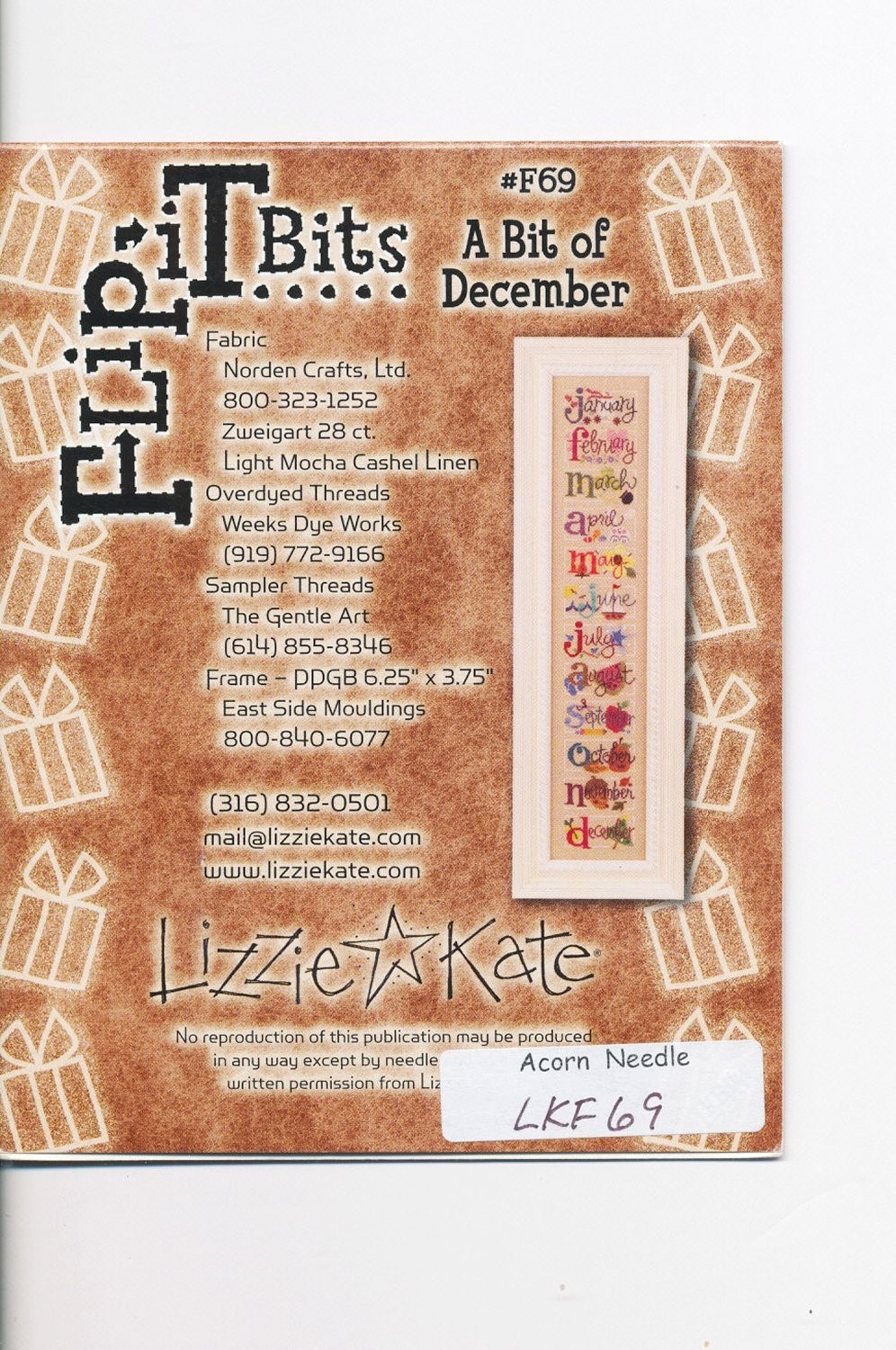 Lizzie Kate A BIT OF DECEMBER Cross Stitch Leaflet w/ Buttons winter / Christmas