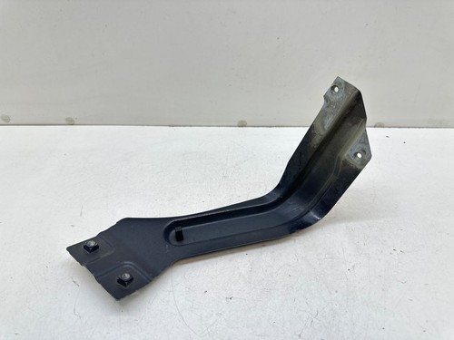 Volkswagen Touran II 2012 Halterung Kotflügel 1T0821186C SOM20891