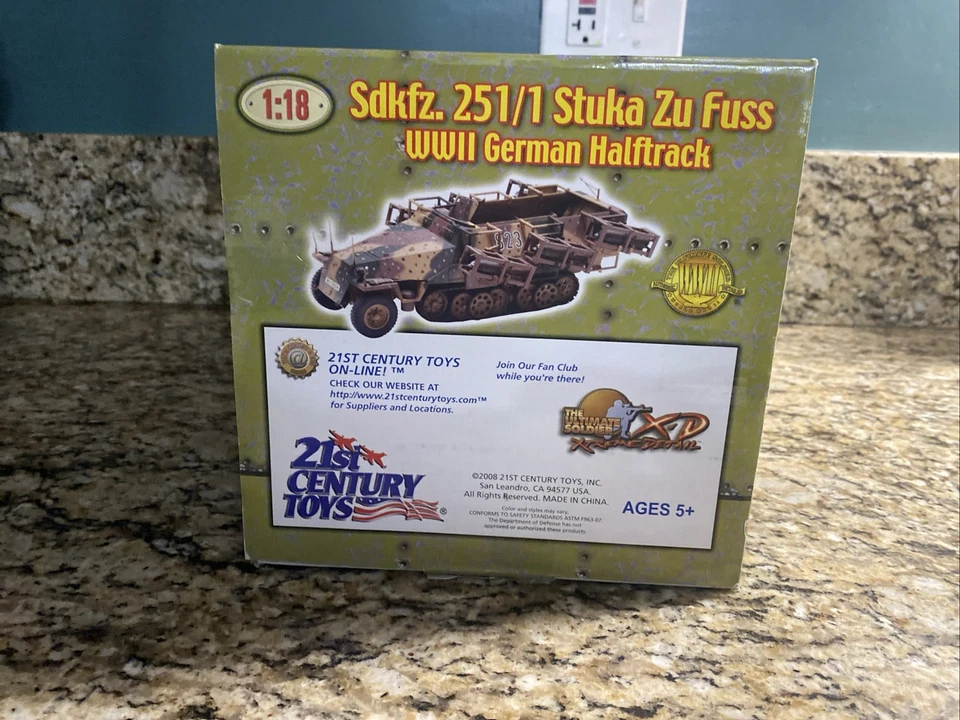 NIB Ultimate Soldier WW2 German Sd.Kfz.251/1 Stuka Zu Fuss Halftrack 1/18 Scale - Image 4 of 4