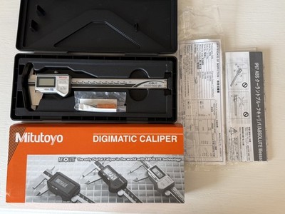 Mitutoyo ABSOLUTE Digimatic digital Messschieber 500-709-11 CD-15PPXR Neuwertig 