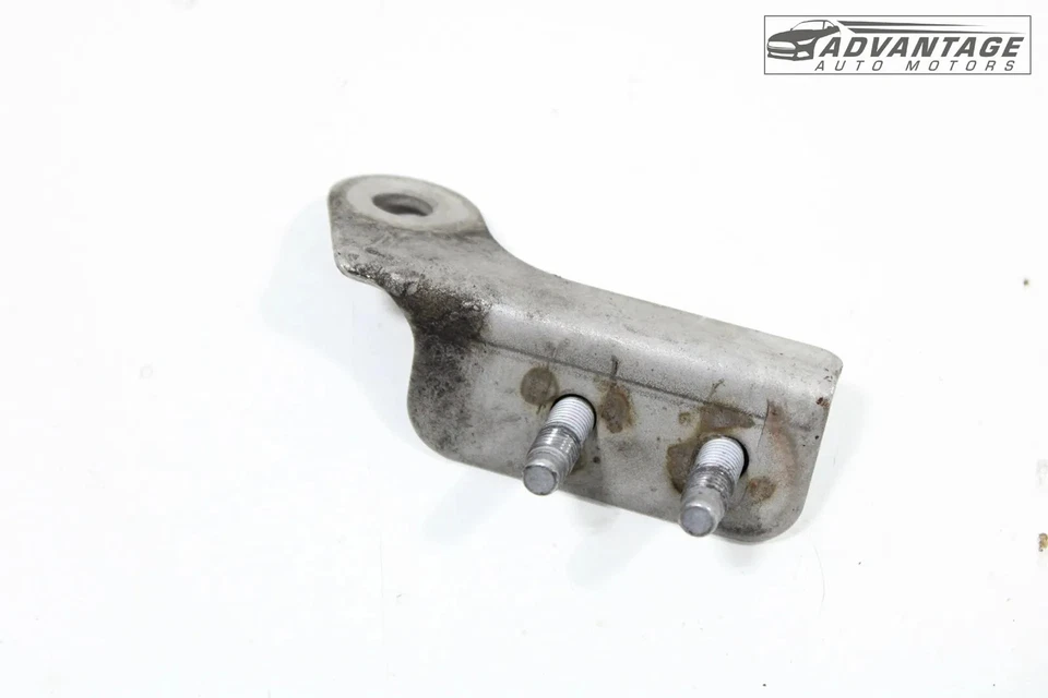 Chevrolet Equinox 2018-2024 sistema de escape tubo delantero soporte soporte OEM Foto 4 de 4