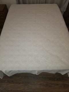 Peacock Alley Vienna Ivory Coverlet 91 X 100. Excellent condition. Beautiful!