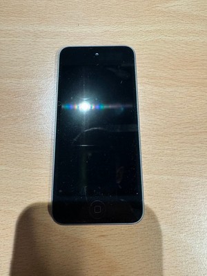 Apple iPod Touch 5. Generation Grau, 12GB, WiFi A1421