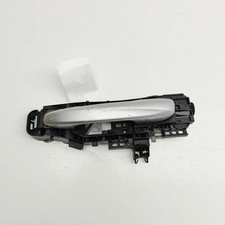 MERCEDES-BENZ GLA H247 T&uuml;rau&szlig;engriff vorne links A0997601702 RHD 2020