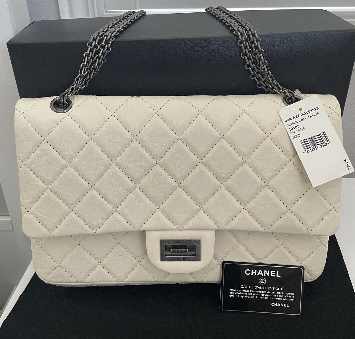 Chanel 2.55 Reissue Leather Classic 227 Flap Bag Off White Color 