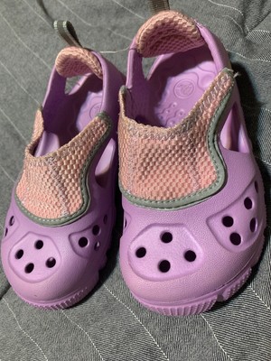 crocs 8 9
