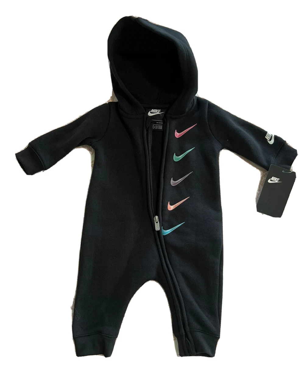 NEW NIKE Baby BOYS GIRLS GIFT SET Black Jumpsuit. 0 6 Months. UNISEX.Black