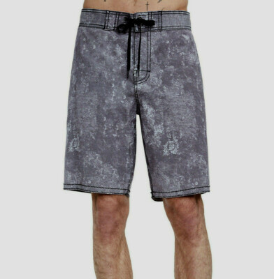 TRUE RELIGION 32 NWT Gray Black Boardwalk Big T Flap Board - Main Image