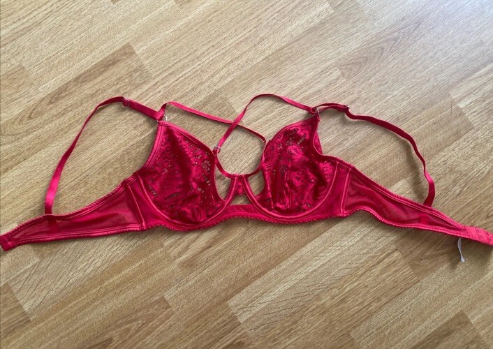 Bras N Things Red Lace Harness Bra. Size 12C. Excellent Condition eBay