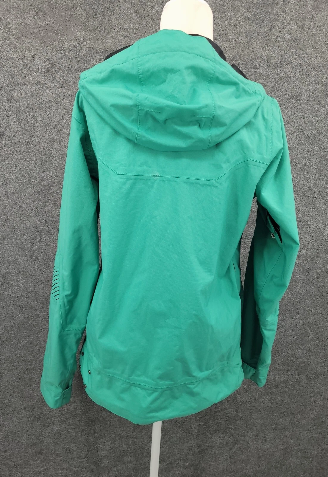 burton the white collection dryride vented jacket