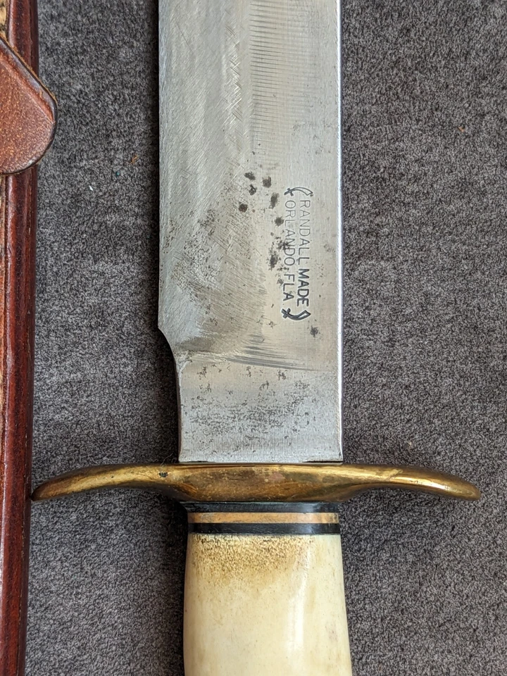 Cuchillo de luchador con astas/ciervo muy raro de principios de los años 60 (tal vez finales de los 50), ranuras para dedos Foto 4 de 4
