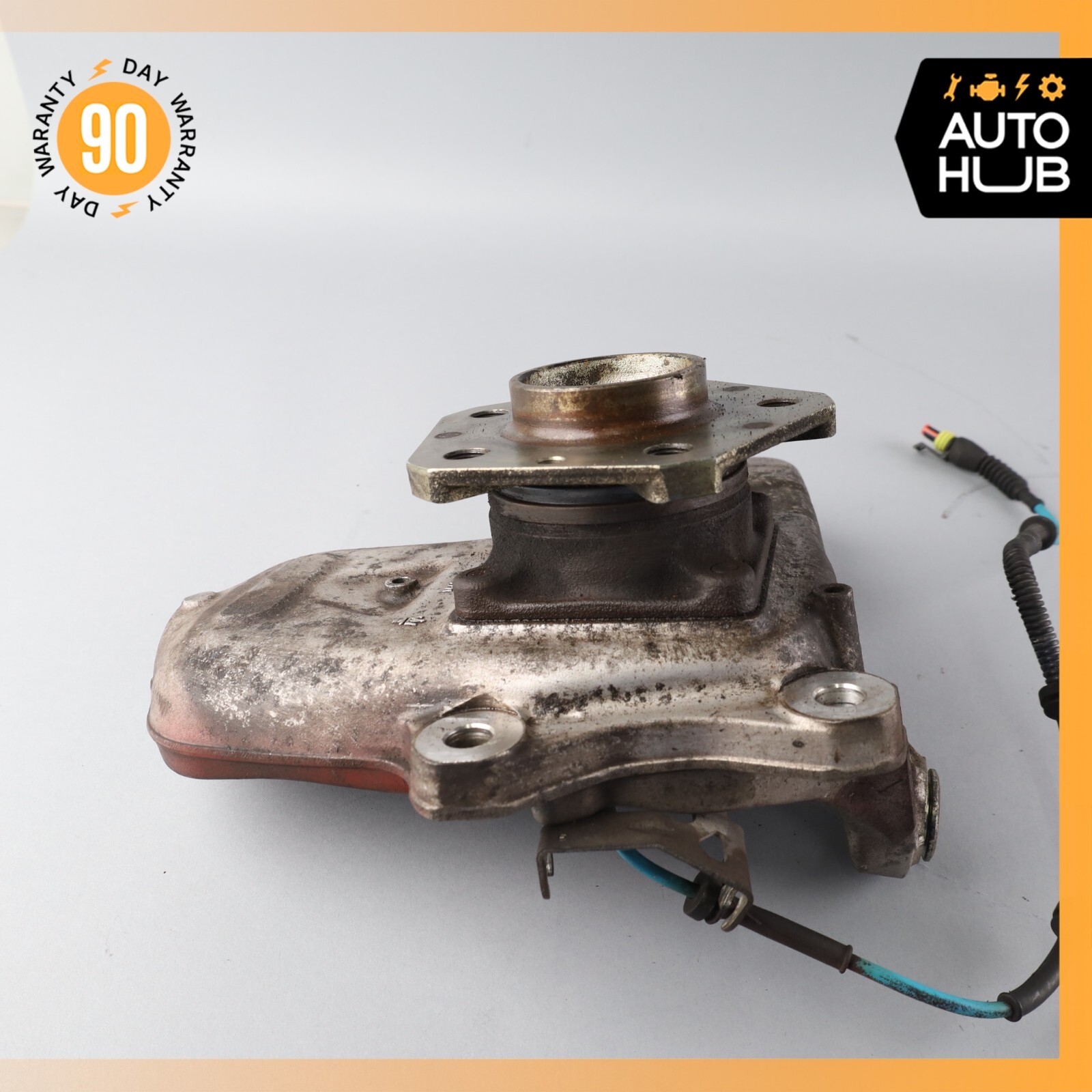 03-10 Maserati Quattroporte M139 Front Left Side Spindle Knuckle Hub OEM 29k