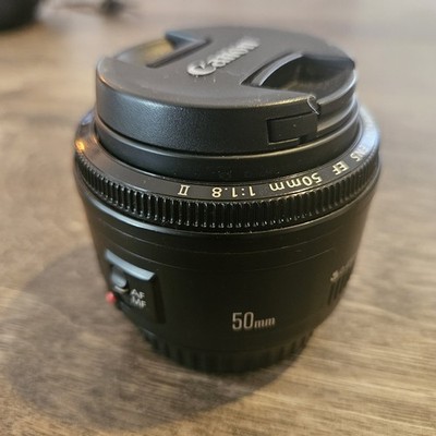 Canon EF 50mm 1:1.8 II Portraitobjektiv für Canon EOS - Guter Zustand