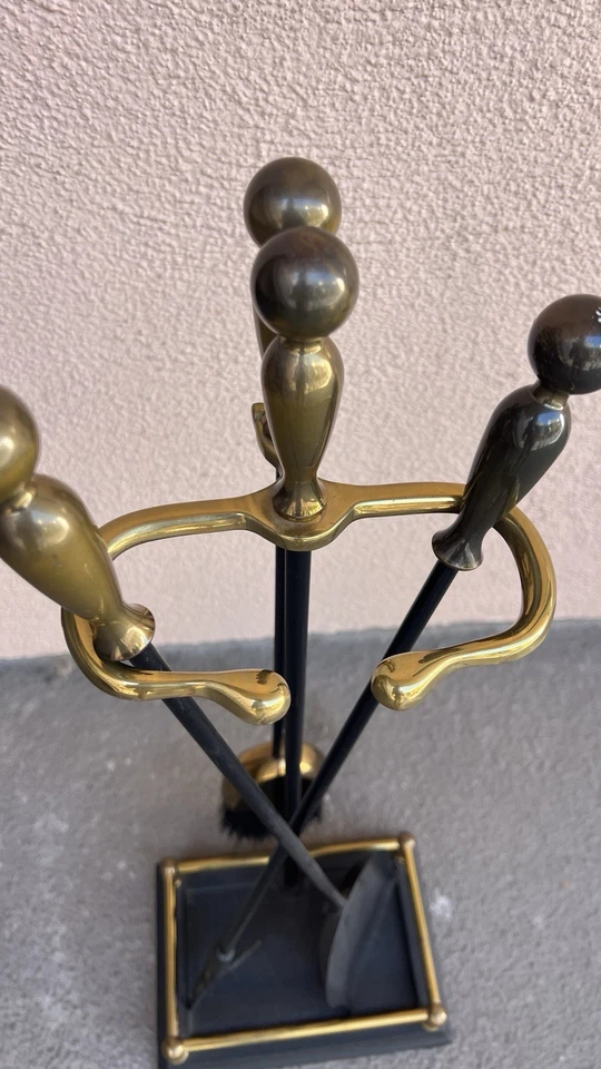 Juego de herramientas de bola de latón negro mate Pilgrim Foto 3 de 4