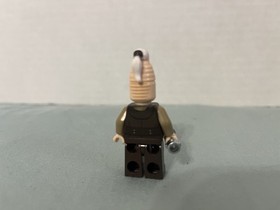 LEGO Star Wars Ki-Adi Mundi Minifigure with Lightsaber 75206