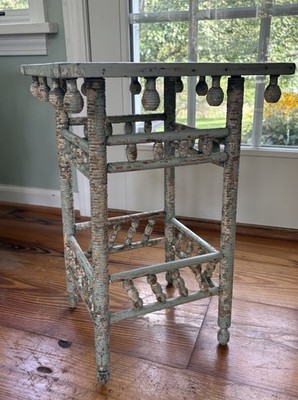 ATQ Victorian Side Table - Cottage / French Country - Chippy Paint & Turned Legs
