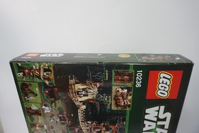 [3-5 Day Ship] LEGO Star Wars: Ewok Village (10236)