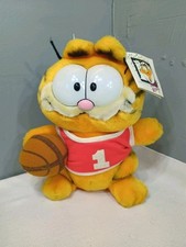 Garfield Plush 1980s SHOOTIN HOOPS Stuffed Animal Cat Dakin Vintage w Orig Tag