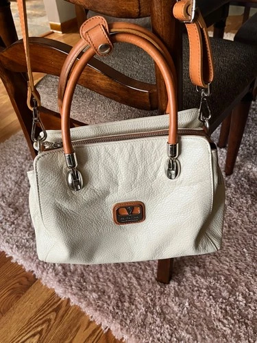 VALENTINA Pebbled Leather Purse, Creamy White, EUC