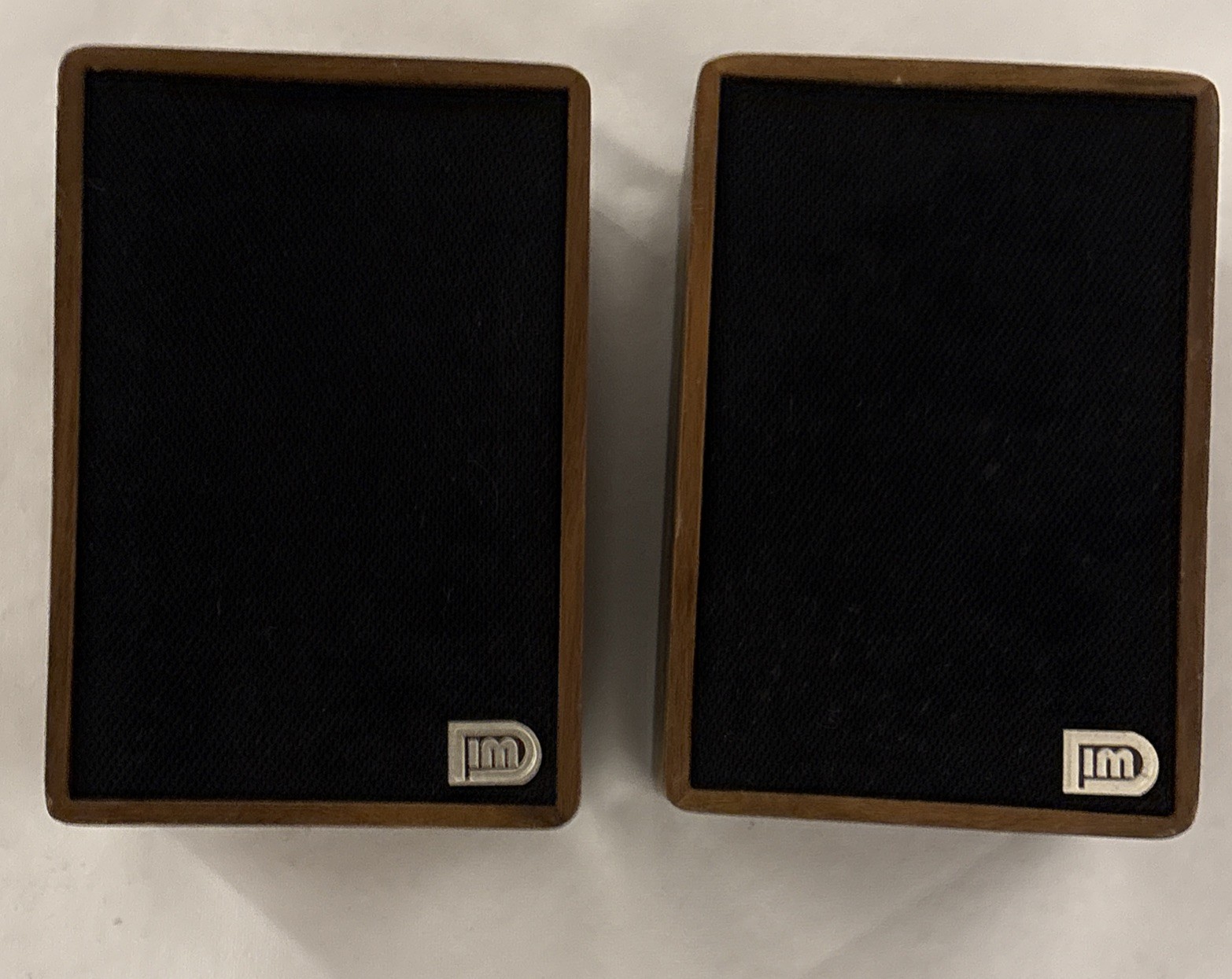 Vintage IMD  Speakers Pair Bookshelf Hifi Walnut 1980s High Quality Sound System