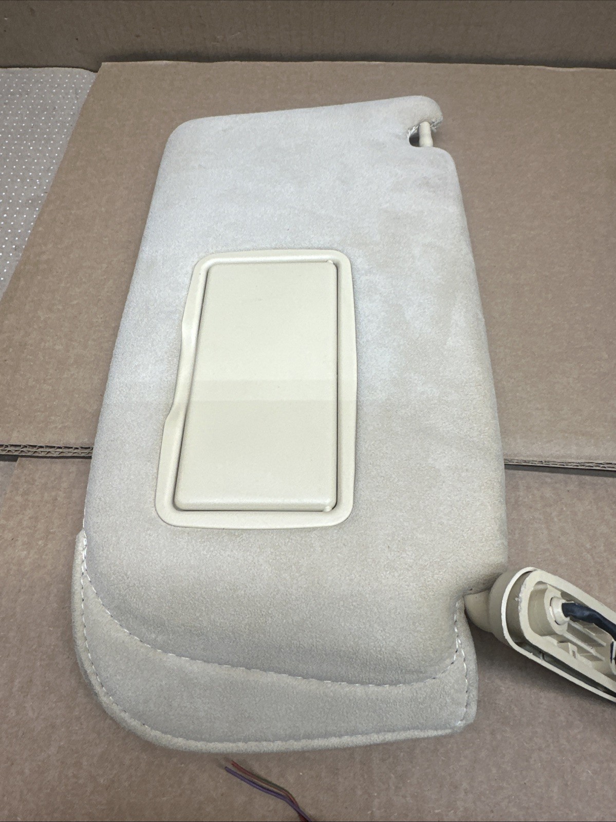 2003-2013 MASERATI QUATTROPORTE M139 SUN VISOR SHADE W MIRROR LEFT RIGHT OEM