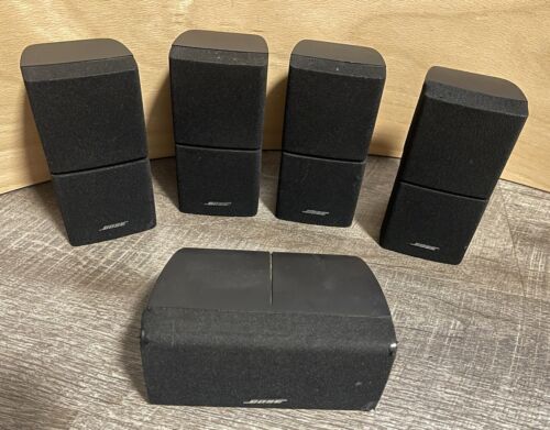 Set of 5 Bose Speakers Lot 4x Double Cube, One Center - Some Wear - Tested - Afbeelding 1 van 12