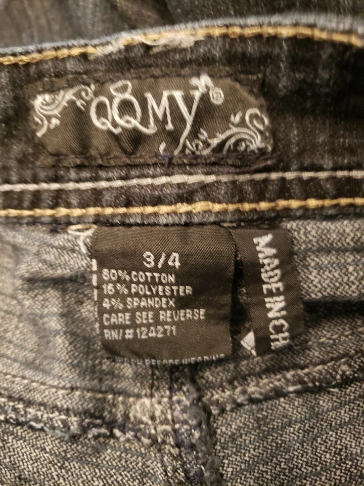 Pantalones Cortos de Jeans QQMY Para Mujer Talla 3/4 Denim Jean Bermudas Oscuras Sólidas Foto 2 de 4