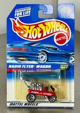 Hot Wheels Radio Flyer Wagon Red Collector #827 1998 17551-3910G1 2G8